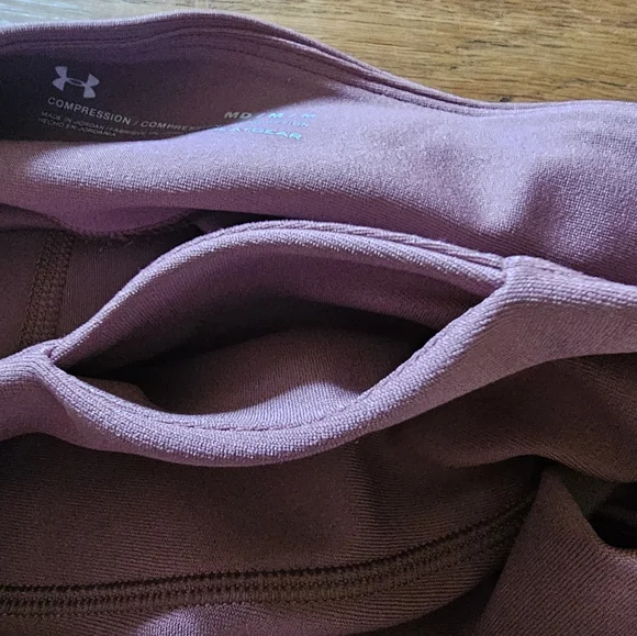 Under Armour Mauve Heat Gear Mid Rise Crop Compression Pants Women's Size Medium - Picture 6 of 12